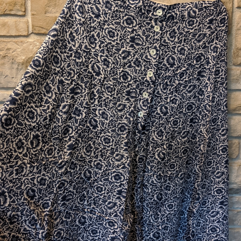 Vintage floral button-front midi skirt